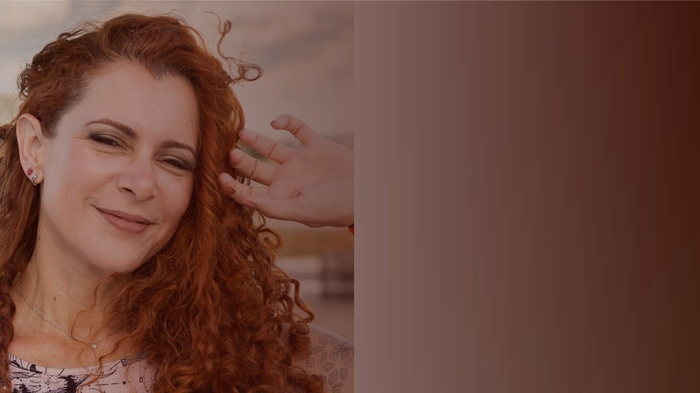 Jaya Roberta, terapeuta integrativa especializada em relacionamentos e sexualidade